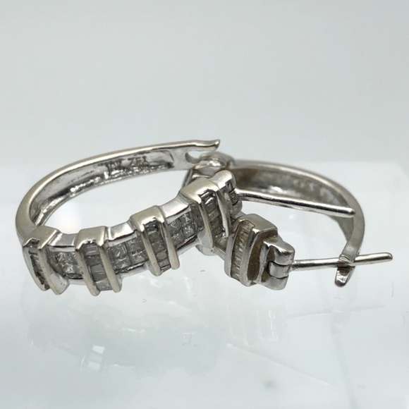 10k Diamond Hoop Huggie Earrings SOLID White Gold - 1 Carat - Picture 4 of 6